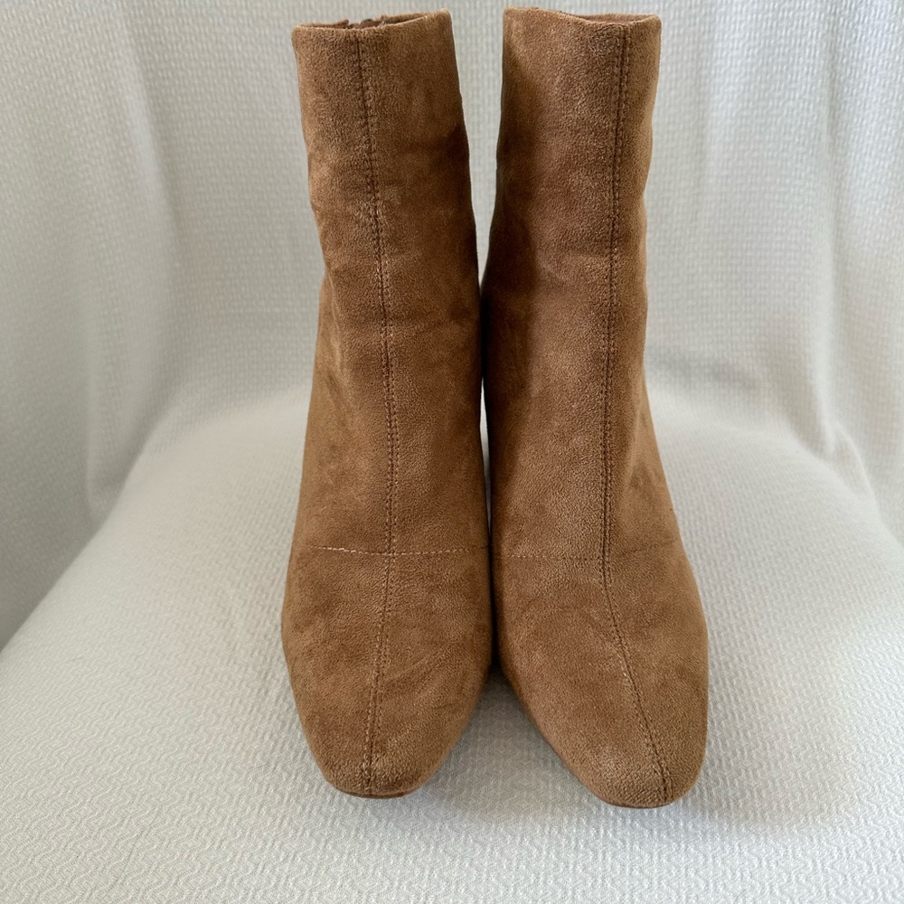 VICI Women’s Ankle Boots - Picture 3 of 6